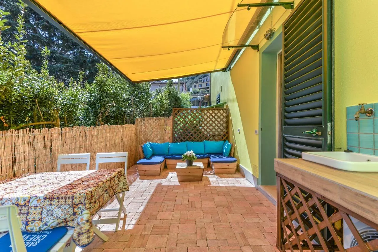 Casa Minnie Cavo Italy