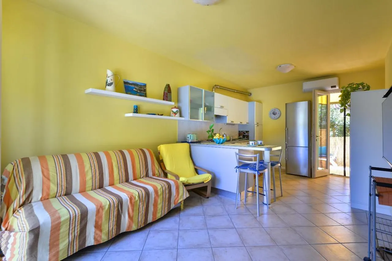 Casa Minnie Cavo Apartment