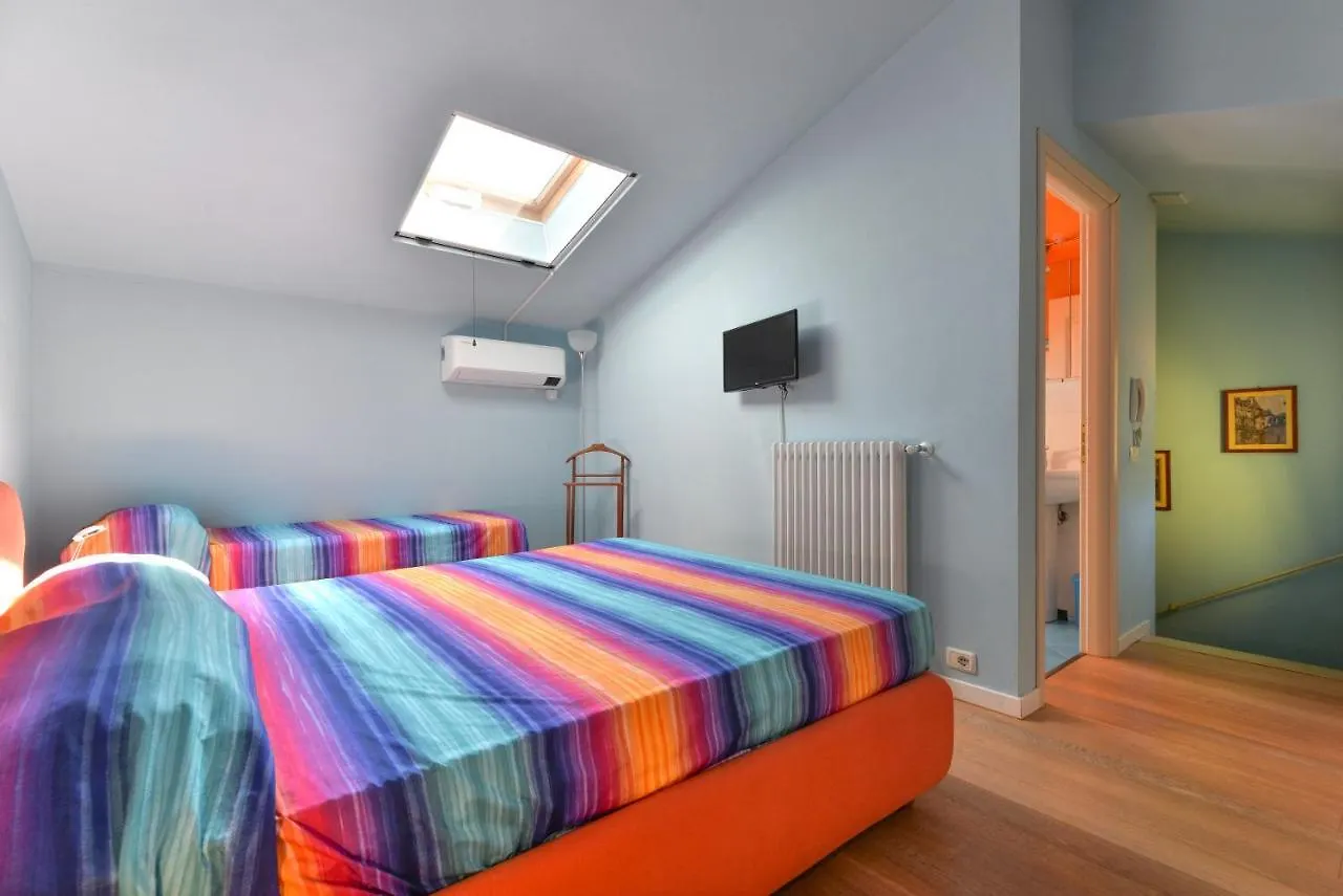 Casa Minnie Cavo 0*,